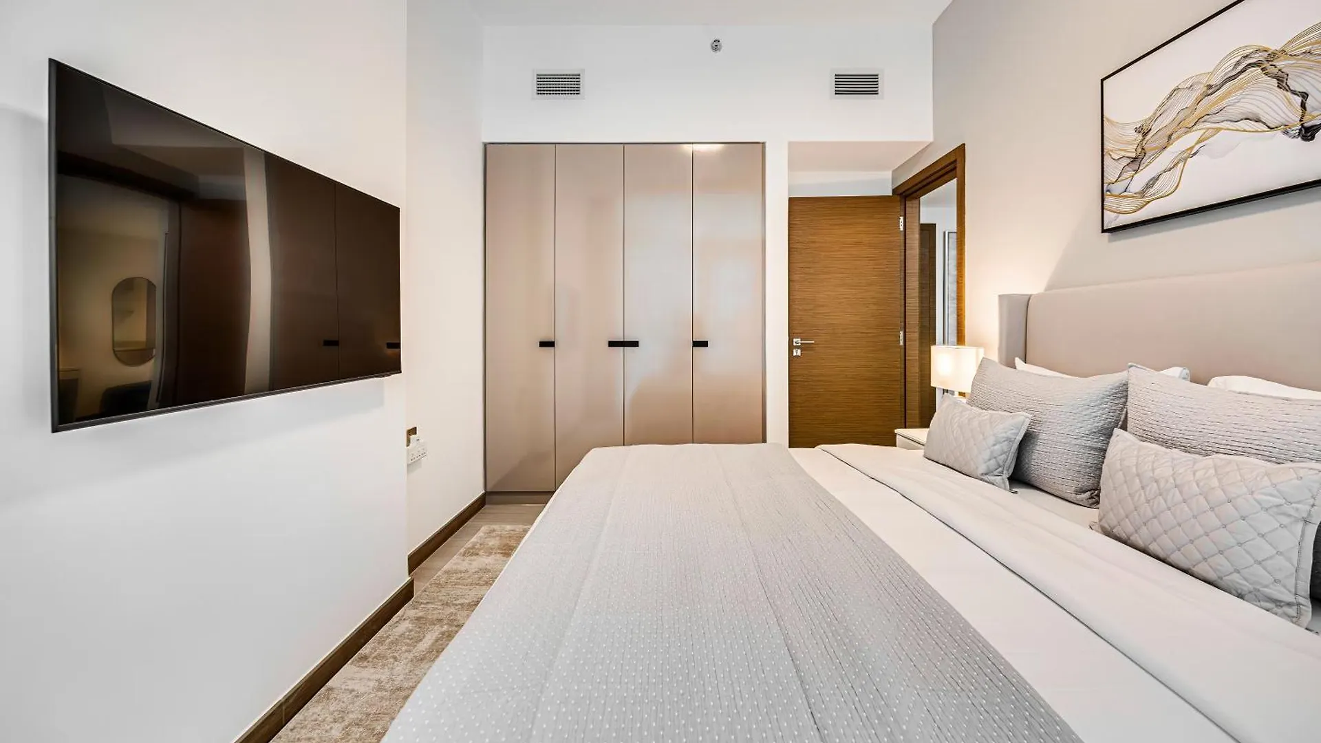Brand New 1Bd In Missoni Business Bay Apartment Dubai 0*,
