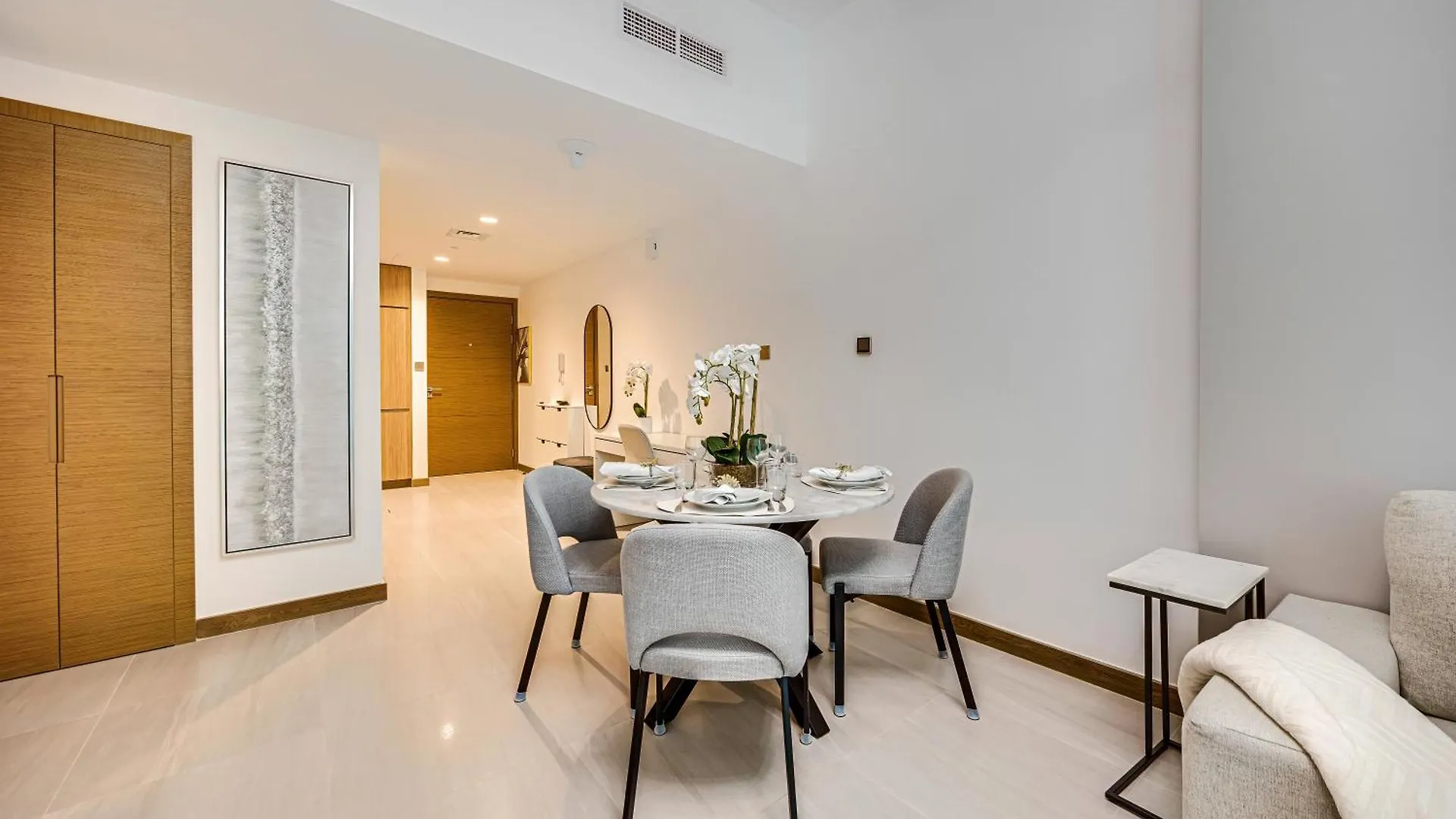 Brand New 1Bd In Missoni Business Bay Apartment Dubai